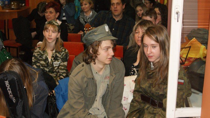 patriotycznie-w-modziezowym-domu-kultury-foto-56849