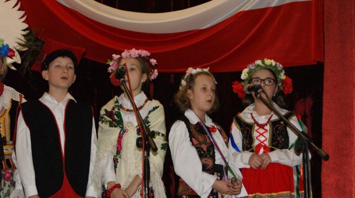 patriotycznie-w-modziezowym-domu-kultury-foto-56849