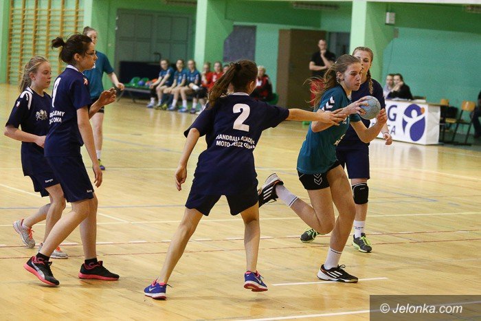 kpr-udzieli-lekcji-handballu-ekipie-z-oawy-foto-56946