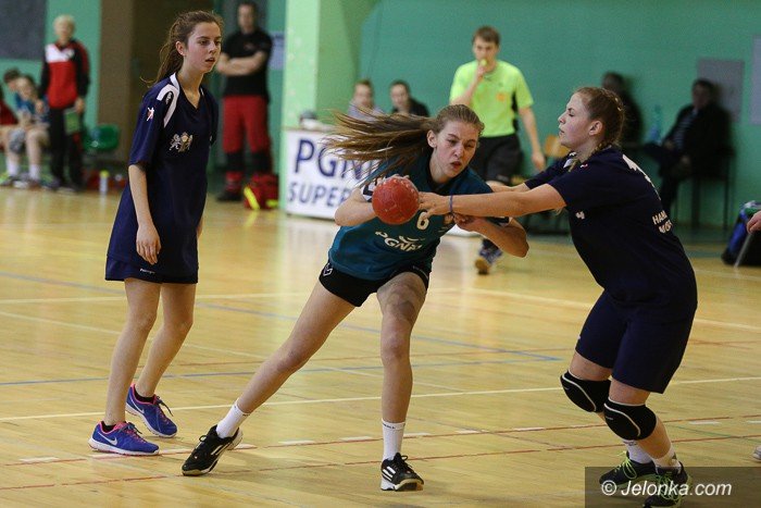 kpr-udzieli-lekcji-handballu-ekipie-z-oawy-foto-56946