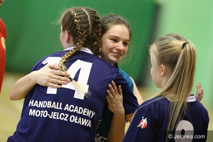 kpr-udzieli-lekcji-handballu-ekipie-z-oawy-foto-56946