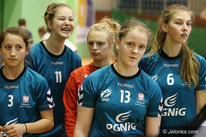 kpr-udzieli-lekcji-handballu-ekipie-z-oawy-foto-56946