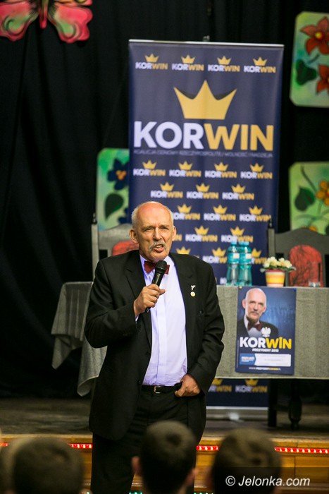 janusz-korwinmikke-przyciaga-tumy-foto-video-56965