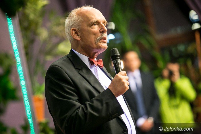 janusz-korwinmikke-przyciaga-tumy-foto-video-56965