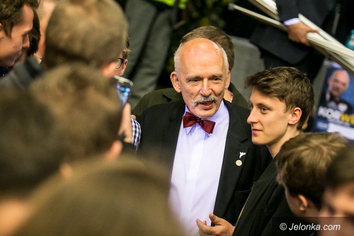 janusz-korwinmikke-przyciaga-tumy-foto-video-56965