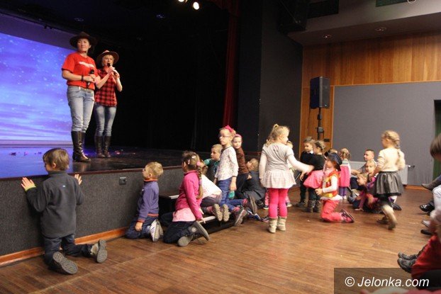 dzieci-zwiedziy-kanade-z-bolkiem-i-lolkiem-w-muflonie-foto-56968