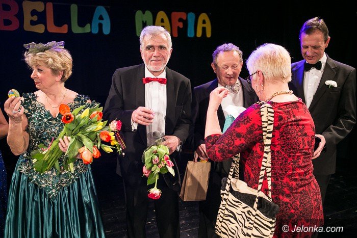 przybili-piatke-z-bella-mafia-foto-57075