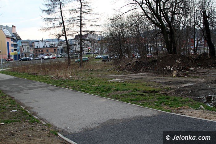 czytelnicy-skwer-jak-smietnisko-foto-57112