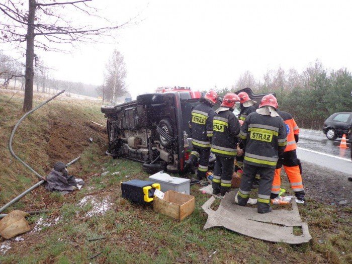 wypadek-w-siedlecinie-trojka-dzieci-w-szpitalu-aktualizacja-foto-57166