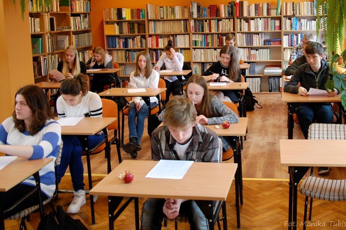 licealisci-norwida-uczyli-gimnazjalistow-ortografii-foto-57181