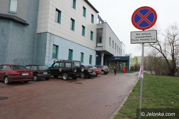 parking-przy-poczcie-nie-dla-petentow-foto-57193