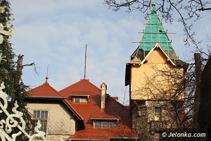 konczy-sie-remont-dachu-zabobrzanskiego-paacyku-foto-57242