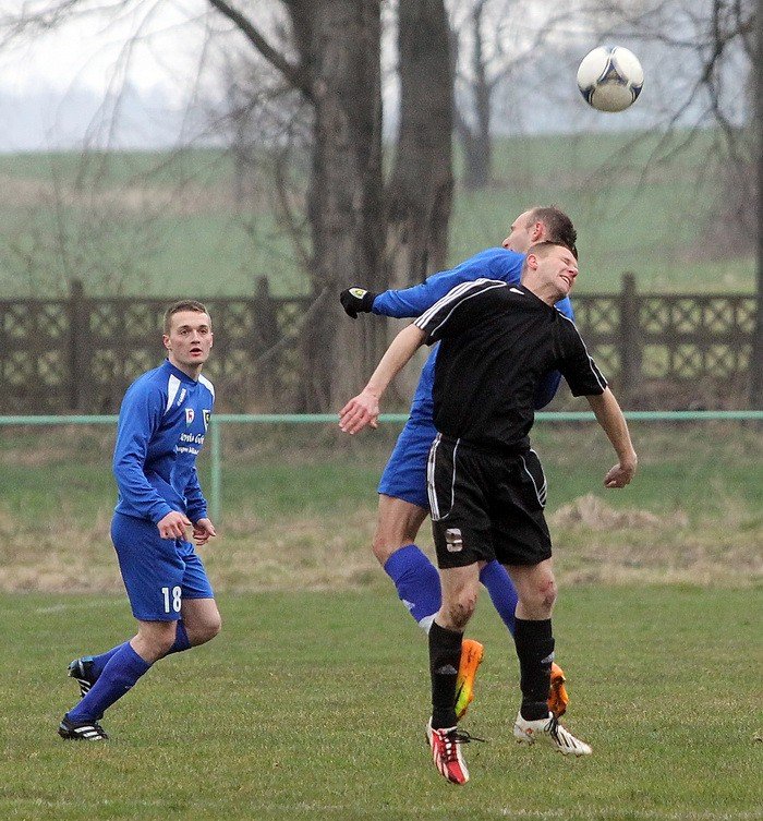karkonosze-wygray-z-czarnymi-foto-57258