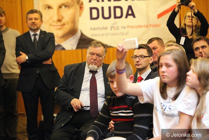 andrzej-duda-to-sie-udaskandowali-jeleniogorzanie-foto-video-57261