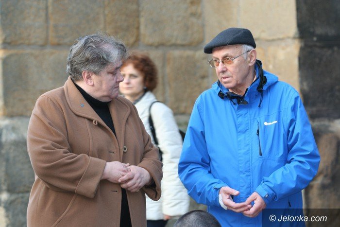 jeleniogorzanie-uczcili-pamiec-ofiar-smolenskich-foto-57297