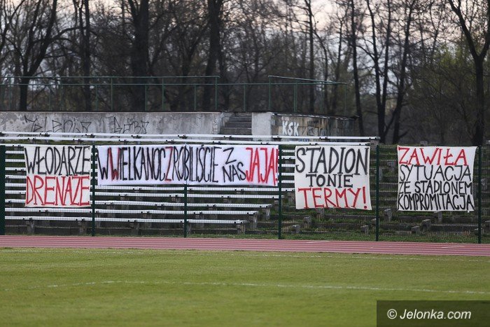 karkonosze-ulegy-rezerwom-slaska-foto-57444