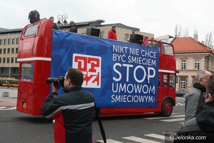 marsz-pod-siedzibe-rzadu-z-udziaem-jeleniogorzan-foto-57446