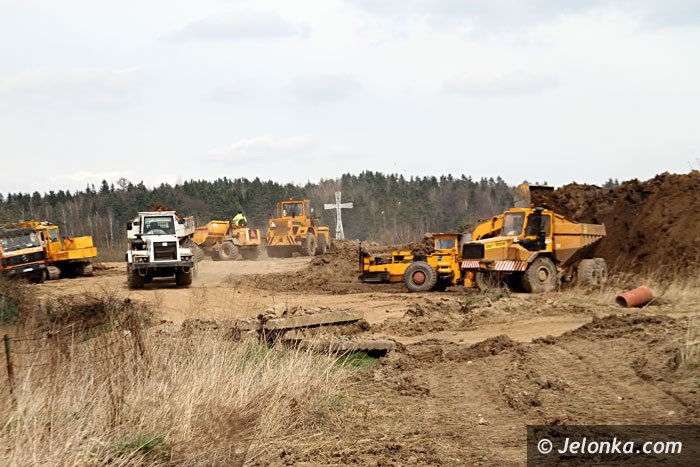 trwa-rownanie-gruntu-pod-nowy-urzad-skarbowy-foto-57451
