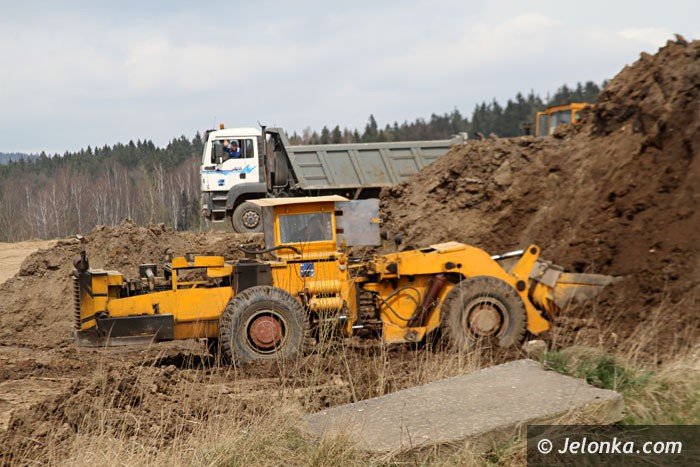 trwa-rownanie-gruntu-pod-nowy-urzad-skarbowy-foto-57451