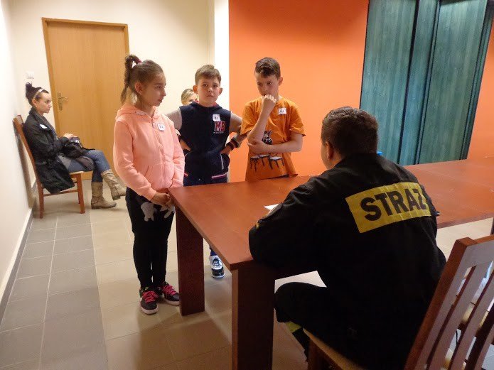 oni-wiedza-jak-bezpiecznie-zyc-foto-57473