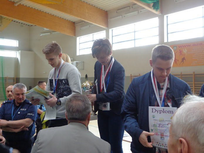 oni-wiedza-jak-bezpiecznie-zyc-foto-57473