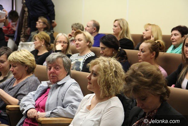 debatowali-jak-walczyc-z-przemoca-w-rodzinie-foto-57488