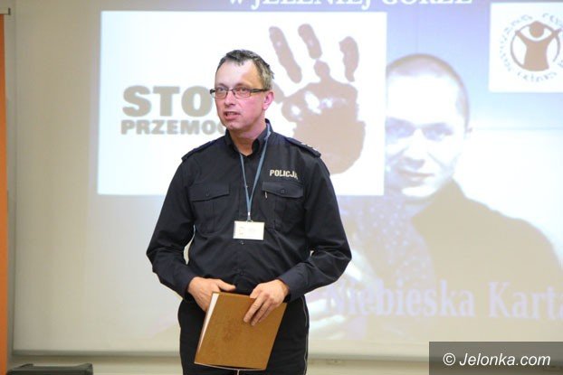 debatowali-jak-walczyc-z-przemoca-w-rodzinie-foto-57488