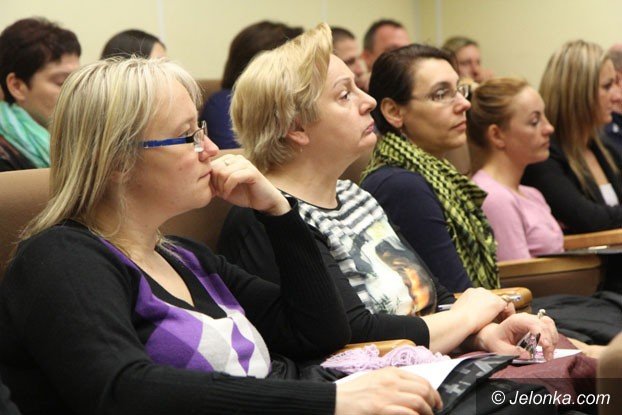 debatowali-jak-walczyc-z-przemoca-w-rodzinie-foto-57488
