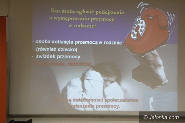debatowali-jak-walczyc-z-przemoca-w-rodzinie-foto-57488