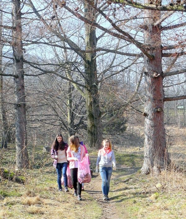 w-kowarach-uczniowie-dbaja-o-srodowisko-foto-57508