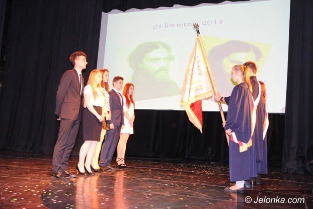 odebrali-swiadectwa-teraz-matura-foto-57556