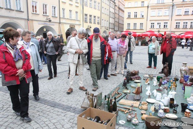 gieda-staroci-na-placu-ratuszowym-foto-57570