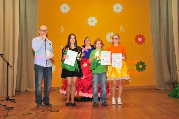 modzi-artysci-spiewem-witali-wiosne-foto-57618