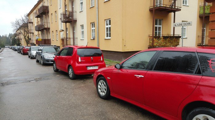 na-kadetow-nie-ma-gdzie-zaparkowac-foto-57619
