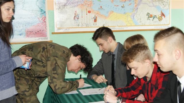 kogo-wybiora-modzi-na-prezydenta-polski-foto-57660