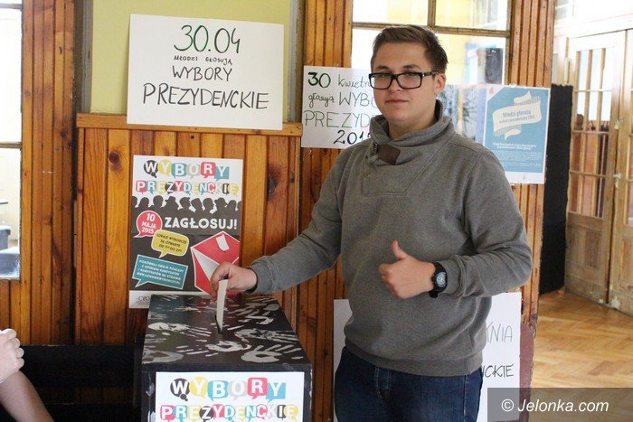 modzi-gosowali-w-prawyborach-prezydenckich-foto-57670