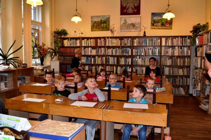 przedszkolaki-na-spotkaniu-z-uczniami-rzemios-foto-57675