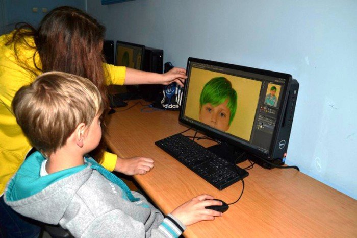 studenci-uniwersytetu-dzieciecego-w-rzemiosach-foto-57684