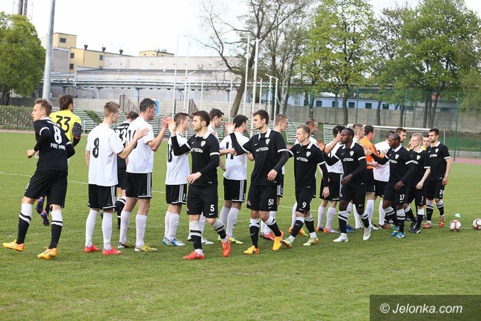 iiiliga-lider-by-do-pokonania-foto-57695