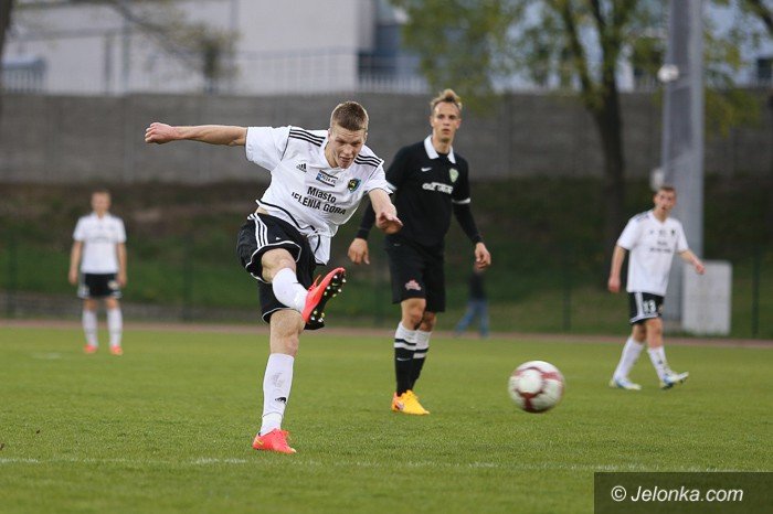 iiiliga-lider-by-do-pokonania-foto-57695