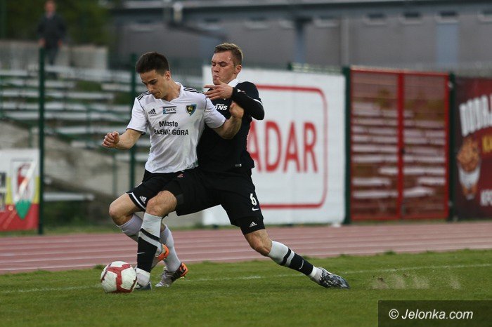 iiiliga-lider-by-do-pokonania-foto-57695
