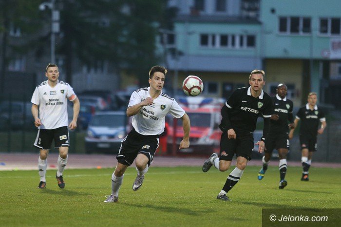 iiiliga-lider-by-do-pokonania-foto-57695