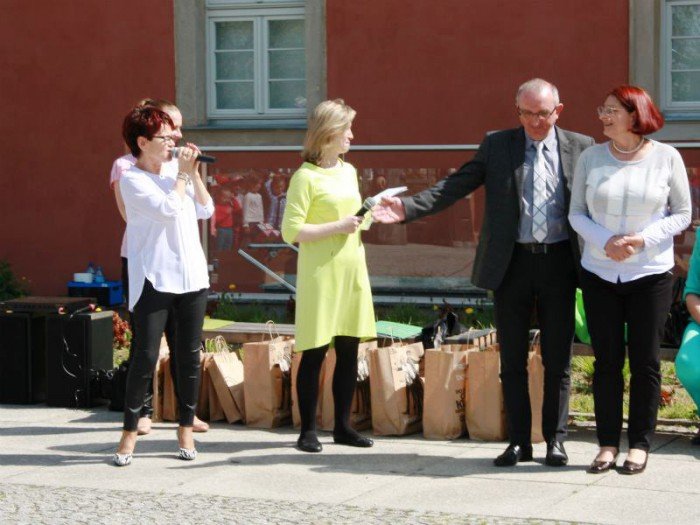 kwiecisty-maj-jeleniogorskich-przedszkolakow-foto-57786