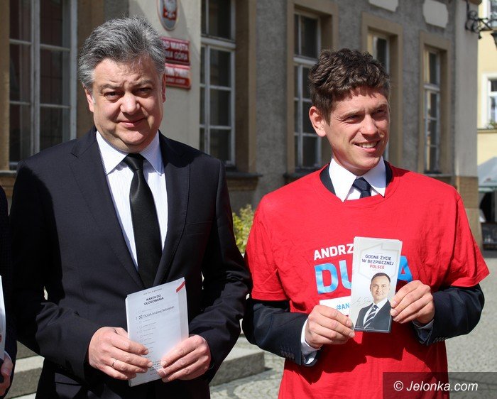 pis-agituje-i-odnosi-sie-do-skandalu-foto-57796