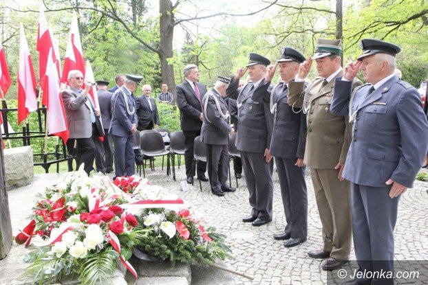 w-hodzie-zonierzom-polegym-za-polske-foto-57800