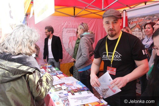 miedzynarodowe-targi-tourtec-na-placu-ratuszowym-aktualizacja-foto-video-57803