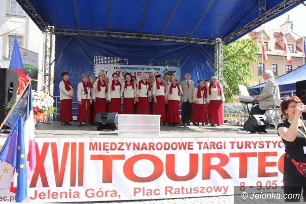 miedzynarodowe-targi-tourtec-na-placu-ratuszowym-aktualizacja-foto-video-57803