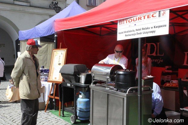 miedzynarodowe-targi-tourtec-na-placu-ratuszowym-aktualizacja-foto-video-57803