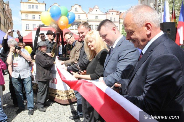 miedzynarodowe-targi-tourtec-na-placu-ratuszowym-aktualizacja-foto-video-57803