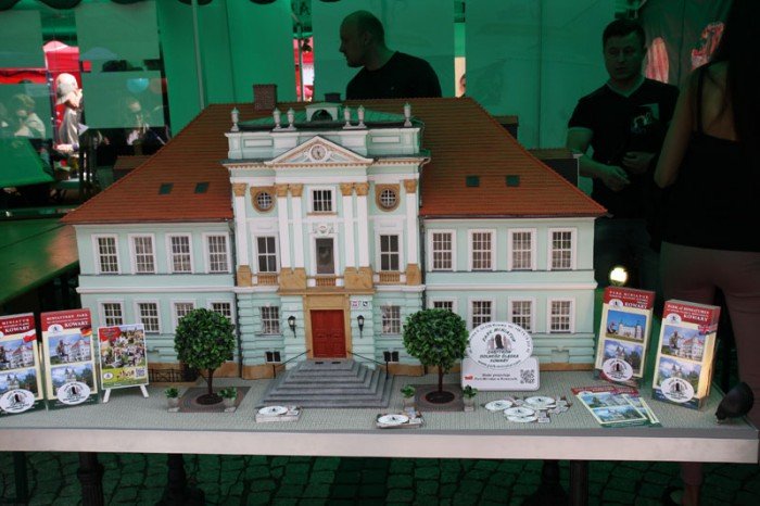 miedzynarodowe-targi-tourtec-na-placu-ratuszowym-aktualizacja-foto-video-57803